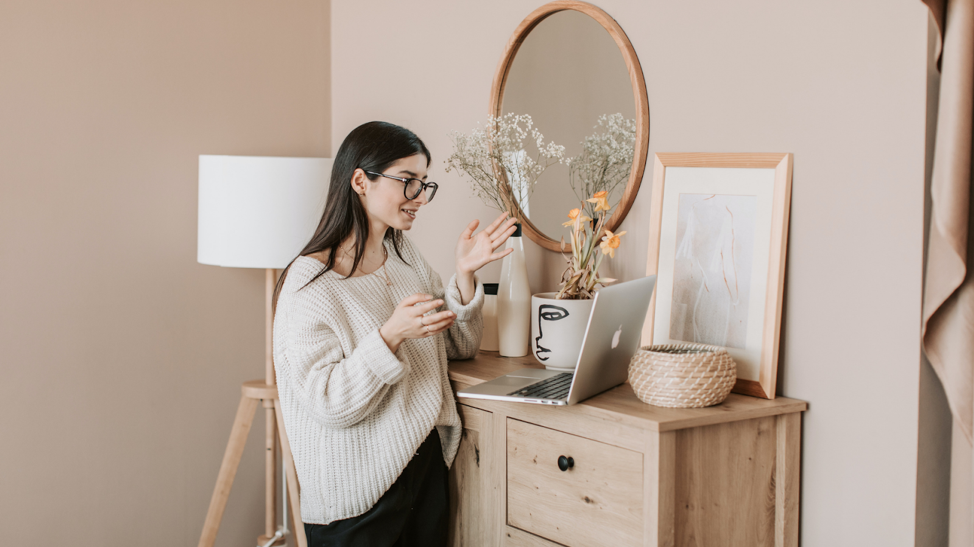 woman working on the abcs of relationship selling on her laptop